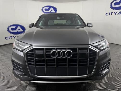 2022 Audi Q7 55 Premium Plus