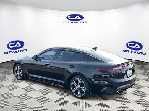 2021 Kia Stinger GT-Line