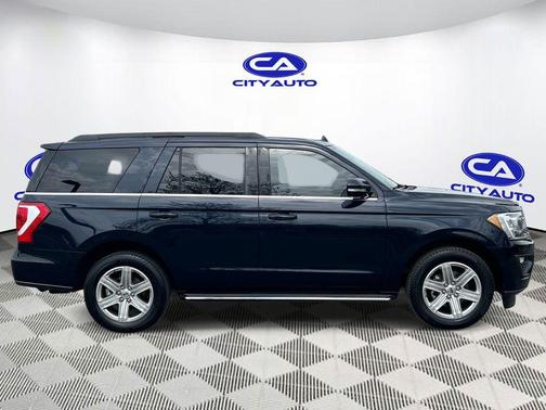 Antimatter Blue Metallic 2021 Ford Expedition XLT