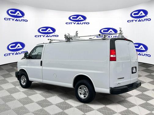 2021 Chevrolet Express 2500 RWD 2500 Regular Wheelbase WT