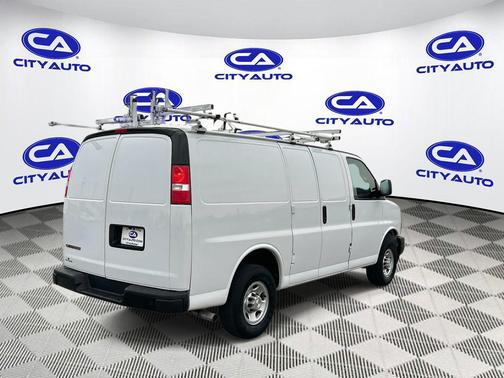 2021 Chevrolet Express 2500 RWD 2500 Regular Wheelbase WT