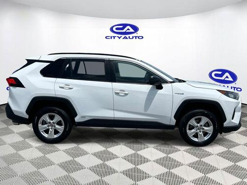Super White 2021 Toyota RAV4 Hybrid LE