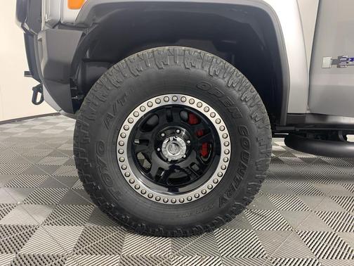 2009 Hummer H3 Alpha