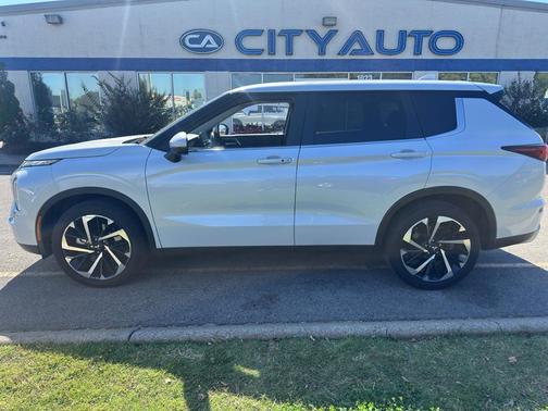 2024 Mitsubishi Outlander SE 2.5 2WD