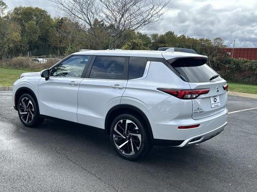 2024 Mitsubishi Outlander SE 2.5 2WD