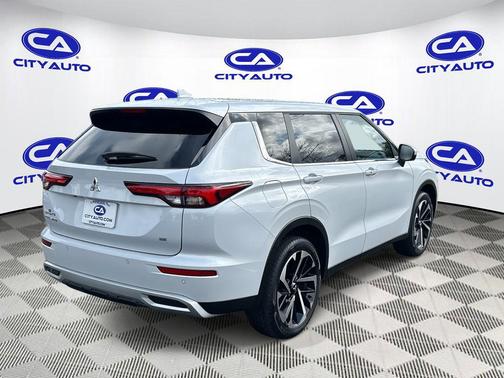 2024 Mitsubishi Outlander SE 2.5 2WD