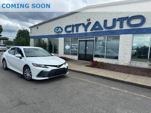 White 2022 Toyota Camry LE