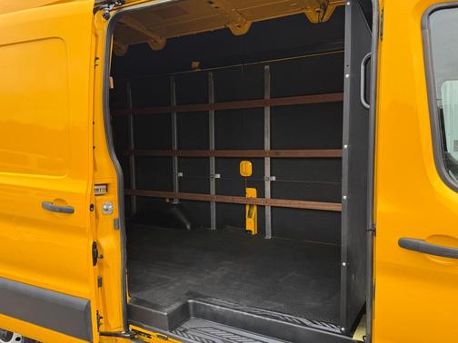 2021 Ford Transit-250 Base