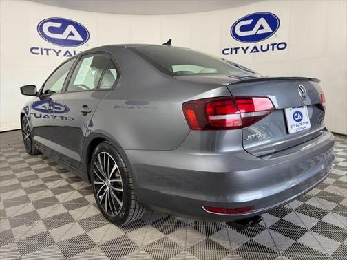 2016 Volkswagen Jetta 1.8T Sport