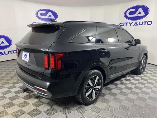 2022 Kia Sorento S