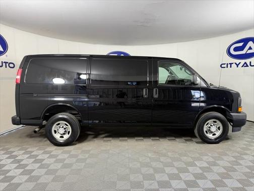 2017 Chevrolet Express 2500 Work Van