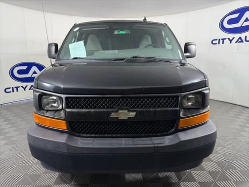 2017 Chevrolet Express 2500 Work Van