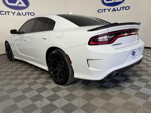 2019 Dodge Charger R/T