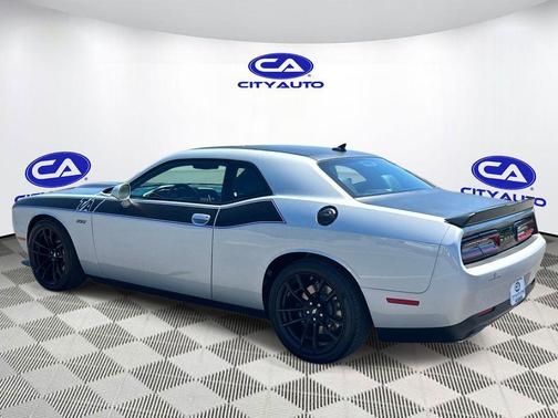 Triple Nickel Clearcoat 2023 Dodge Challenger R/T Scat Pack