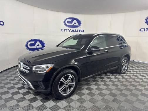 BLACK 2021 Mercedes-Benz GLC 300 Base