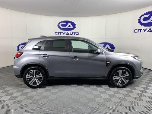 Mercury Gray Metallic 2022 Mitsubishi Outlander Sport 2.0 ES