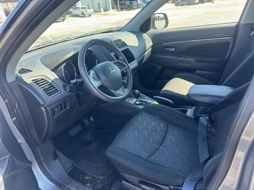 Mercury Gray Metallic 2022 Mitsubishi Outlander Sport 2.0 ES
