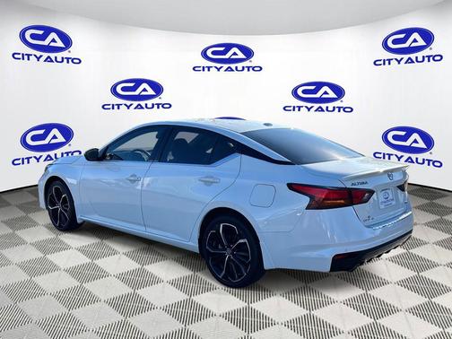 2023 Nissan Altima SR Intelligent AWD