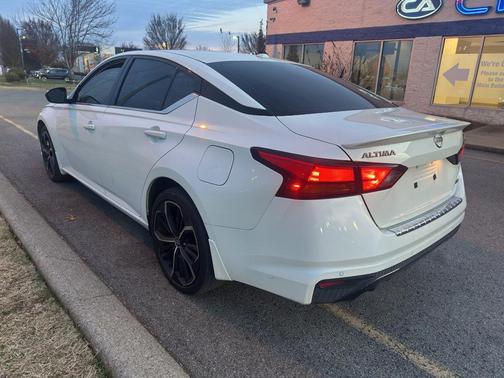 2023 Nissan Altima SR Intelligent AWD