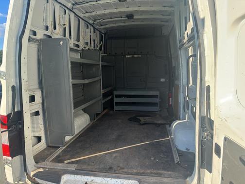 2020 Nissan NV Cargo NV2500 HD S V6