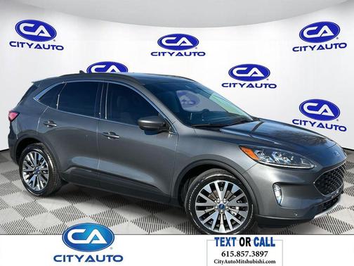 2022 Ford Escape Titanium