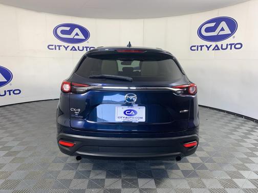 Deep Crystal Blue Mica 2022 Mazda CX-9 Touring