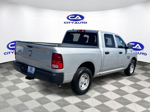 Bright Silver Metallic Clearcoat 2019 RAM 1500 Tradesman