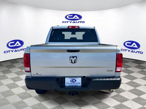Bright Silver Metallic Clearcoat 2019 RAM 1500 Tradesman