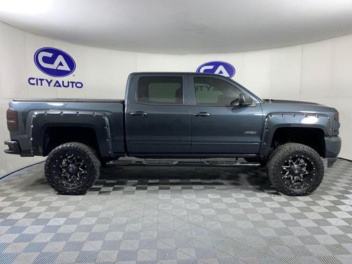 Graphite Metallic 2017 Chevrolet Silverado 1500 2LT