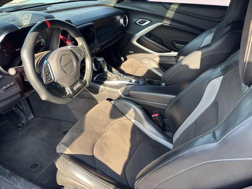 Nightfall Gray Metallic 2017 Chevrolet Camaro 2SS