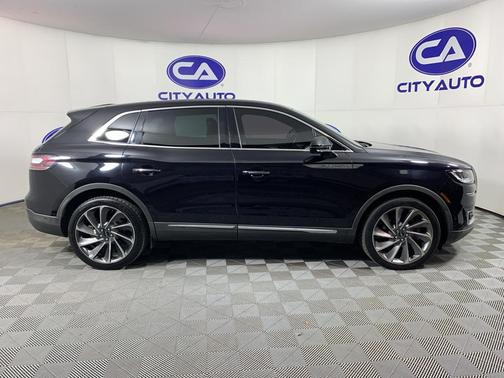 2020 Lincoln Nautilus Reserve