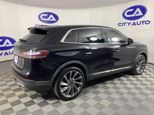 2020 Lincoln Nautilus Reserve