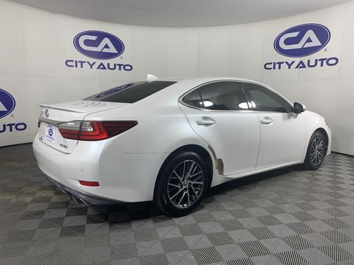 2016 Lexus ES 350 Base