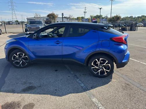 2020 Toyota C-HR XLE