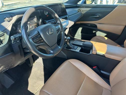 2022 Lexus ES 350 Base