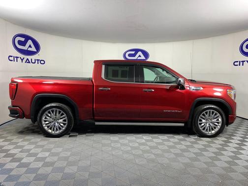 Red Quartz Tintcoat 2019 GMC Sierra 1500 Denali