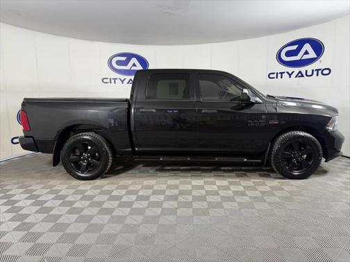 2016 RAM 1500 Tradesman/Express
