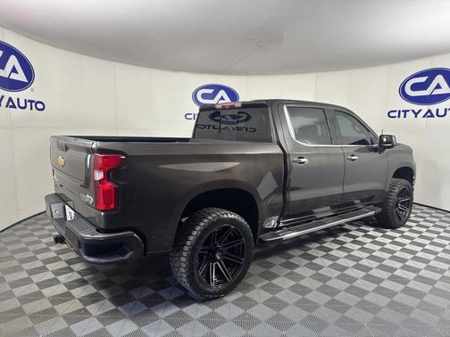 Oxford Brown Metallic 2021 Chevrolet Silverado 1500 High Country