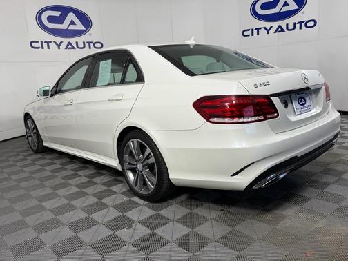 2016 Mercedes-Benz E-Class Sport