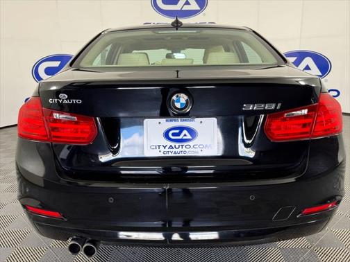 2015 BMW 328 328i