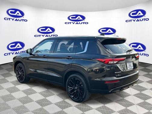 2024 Mitsubishi Outlander 