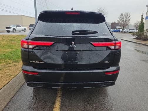 2024 Mitsubishi Outlander 