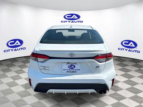 White 2022 Toyota Corolla SE