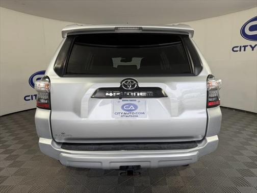 2021 Toyota 4Runner TRD Off Road