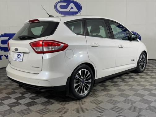 2017 Ford C-Max Energi Titanium
