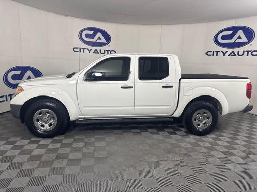 Glacier White 2017 Nissan Frontier S