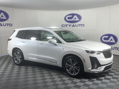 Crystal White Tricoat 2023 Cadillac XT6 Premium Luxury FWD
