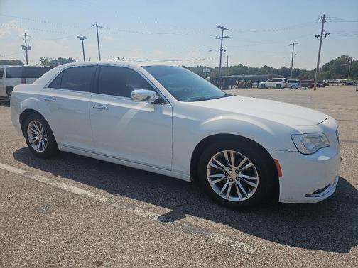 2017 Chrysler 300C Base