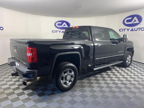 2019 GMC Sierra 3500 Denali