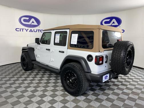 Bright White Clearcoat 2018 Jeep Wrangler Unlimited Sport